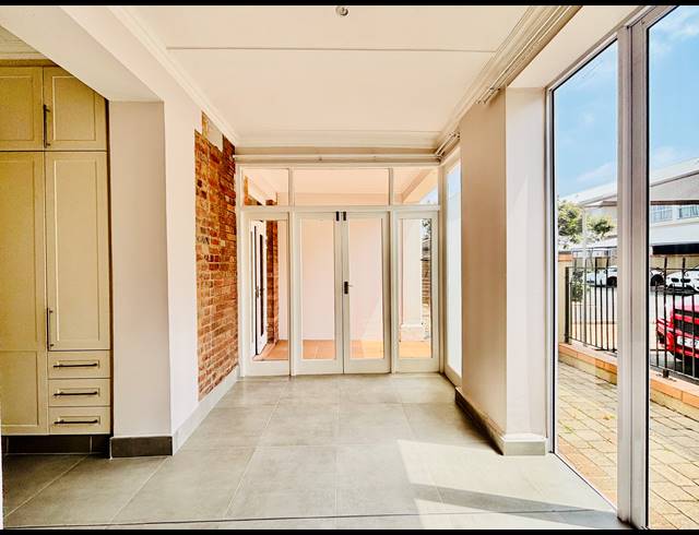 1 BEDROOM APARTMENT TO LET IN POINT WATERFRONT